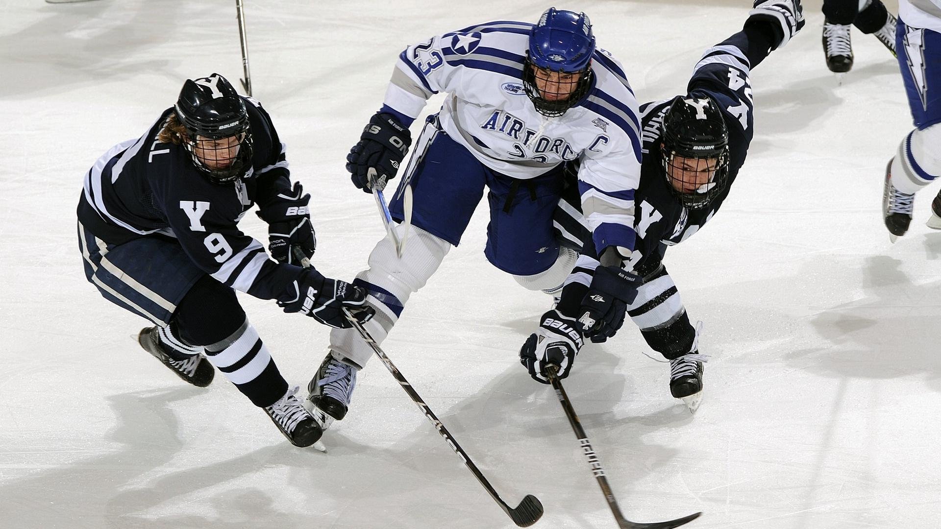 国际赛事的媒体传播策略在社媒时代得到创新,大型赛事媒体工作的三大区域